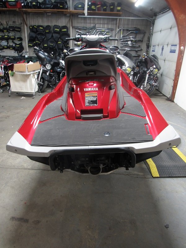 used-2013-yamaha-wave-runner-fx-high-output-u4977-for-sale-in-michigan-back2.JPG