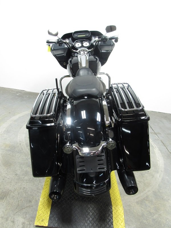 used-2013-harley-road-glide-fltrx-u4848-for-sale-in-michigan-back.JPG