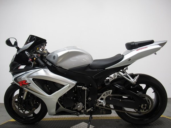 used-2006-suzuki-gsxr600-u5089-for-sale-in-michigan-3.JPG