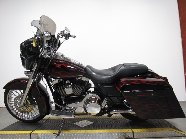 used-2006-harley-street-glide-flhxi-u5071-for-sale-in-michigan-3 - Copy.JPG