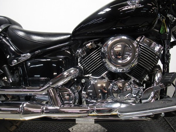 used-2008-yamaha-vstar-650-raven-edition-u5119-for-sale-in-michigan-engine.JPG