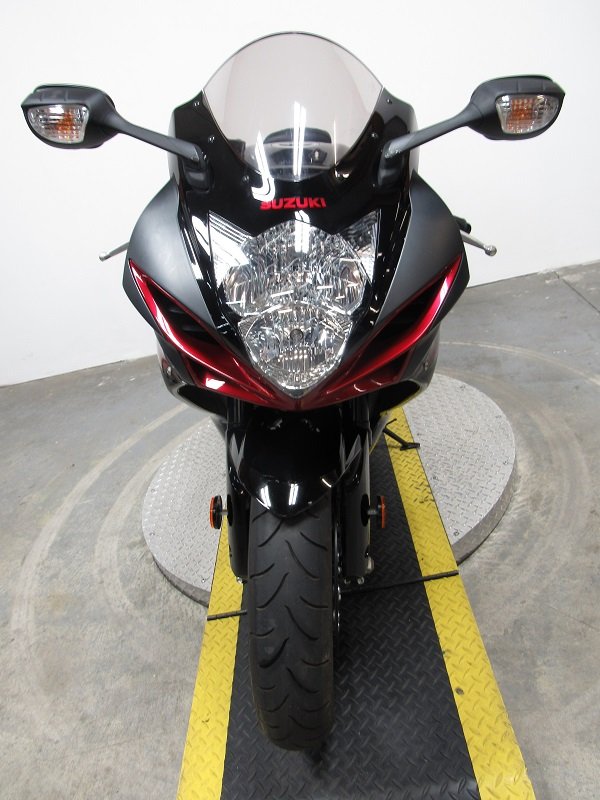 used-2012-suzuki-gsxr600-u5073-for-sale-in-michigan-front2.JPG used-2012-suzuki-gsxr600-u5073-for-sale-in-michigan-front2.JPG