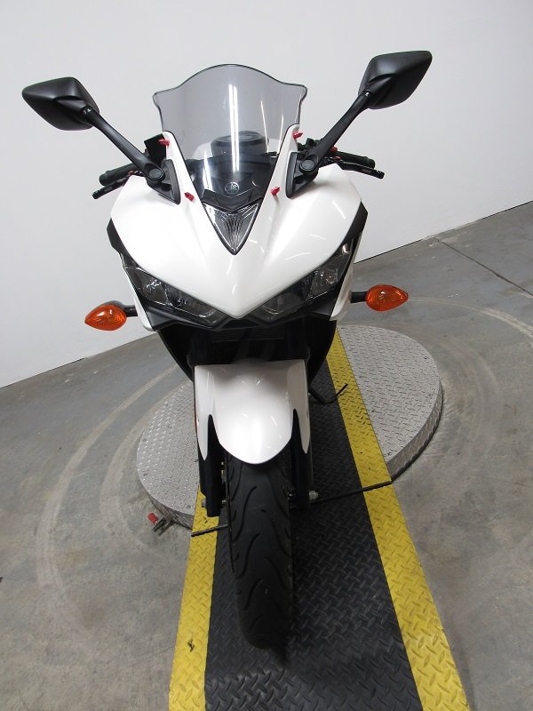 used-2017-yamaha-yzfr3-u5129-for-sale-in-michigan-front2.JPG