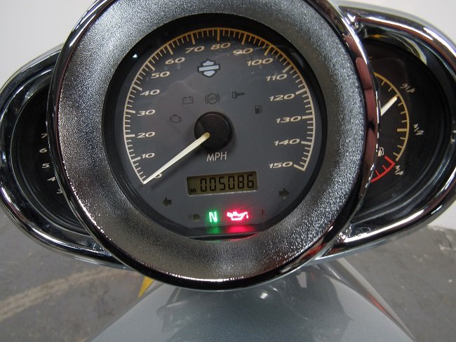 2012-used-harley-vrscdx-night-rod-u5147-odom.JPG