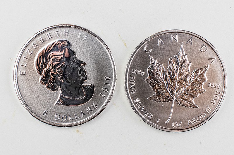 canadian-maple-leaf-silver-bullion.jpg canadian-maple-leaf-silver-bullion.jpg
