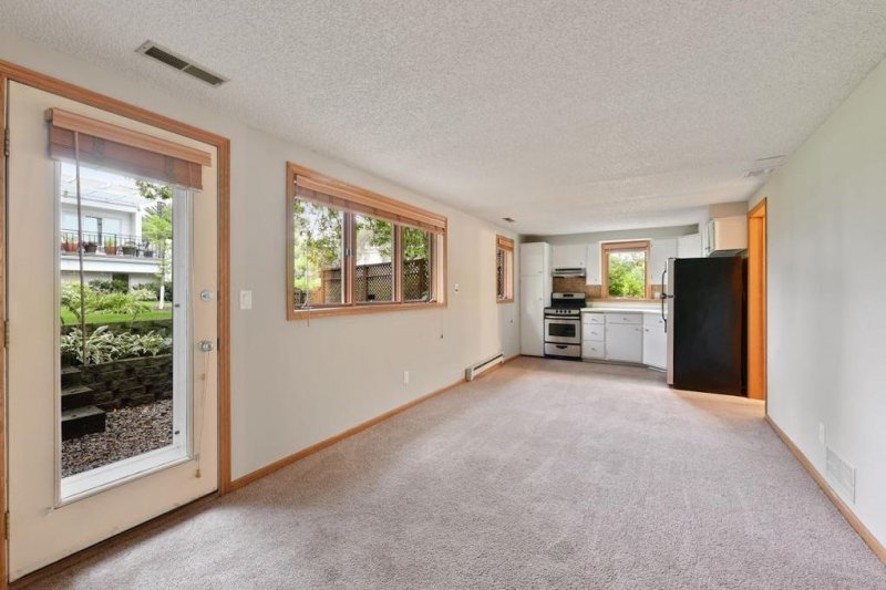 Private Efficiency For Rent