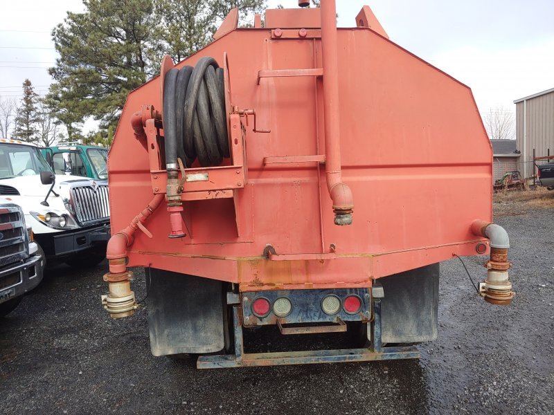 water truck back_1.jpg