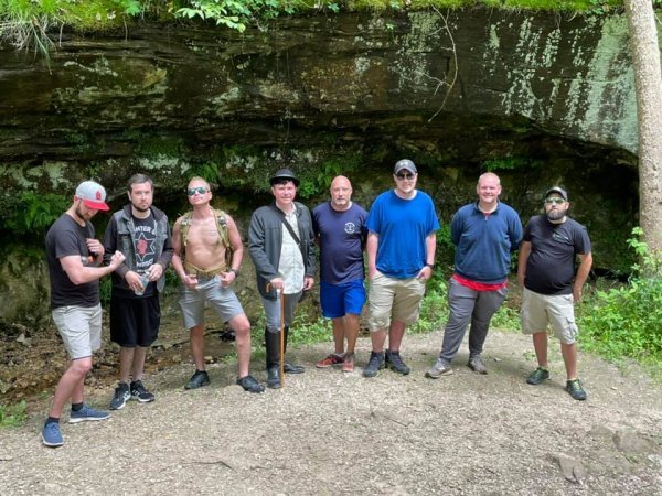 cave tour.jpg cave tour.jpg