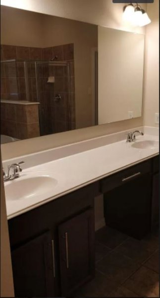 MasterBathroom-3.jpg MasterBathroom-3.jpg