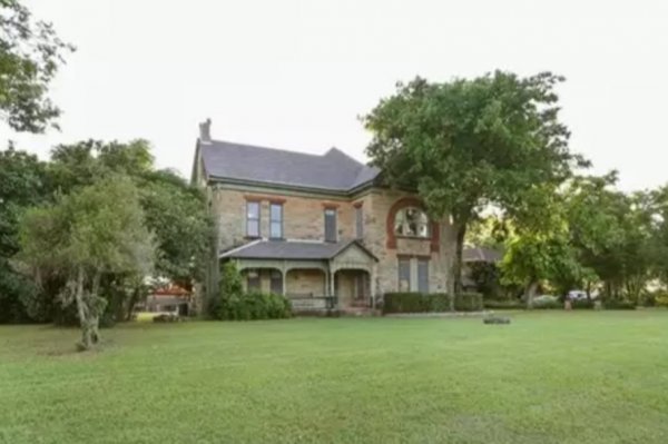 Solon-House-1-1.jpg Solon-House-1-1.jpg