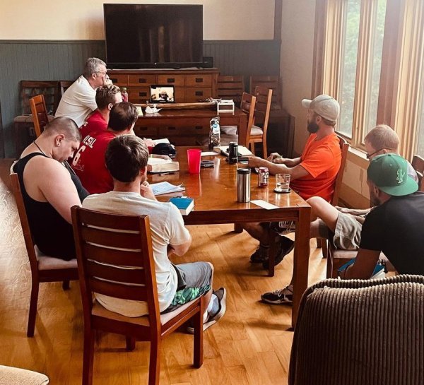 residents meeting.jpg residents meeting.jpg