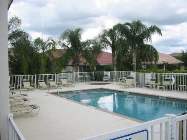 3714 pool 1.jpg 3714 pool 1.jpg