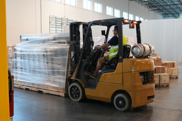 clear forklift.png
