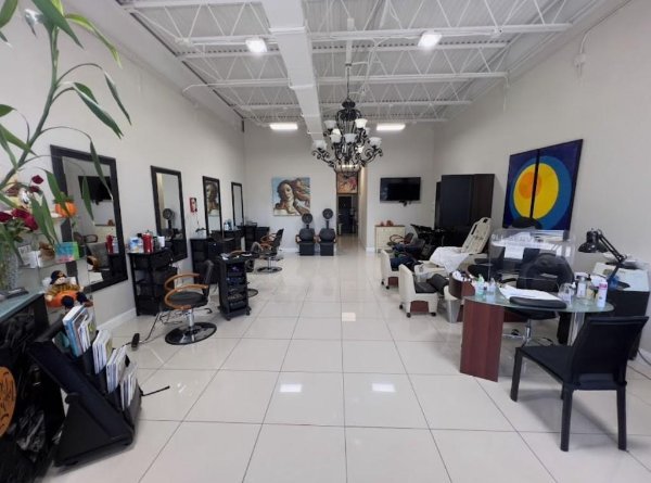 Face-Gym-Miami-Interior-look.jpg