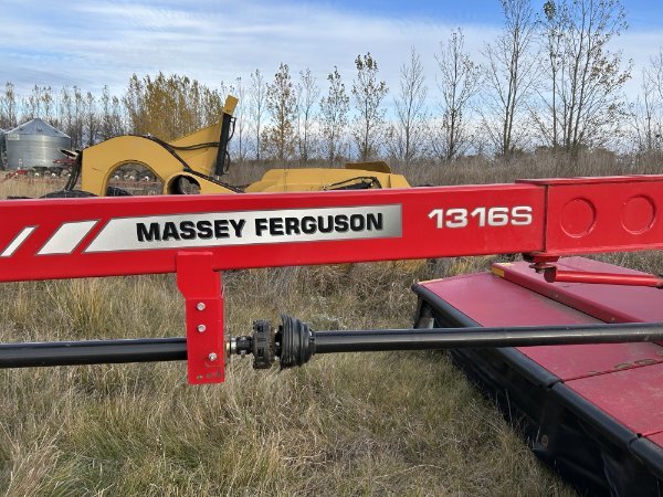 massey 1.jpg