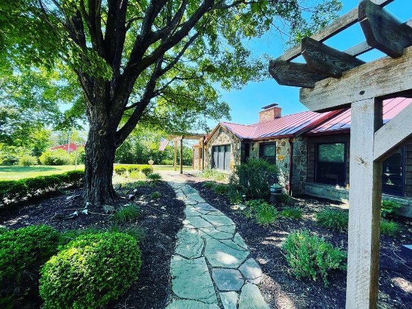 pathway to home.jpg pathway to home.jpg